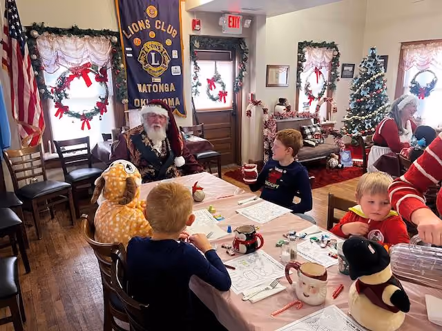 Breakfast with Santa  and Santa at the Ferguson Museum