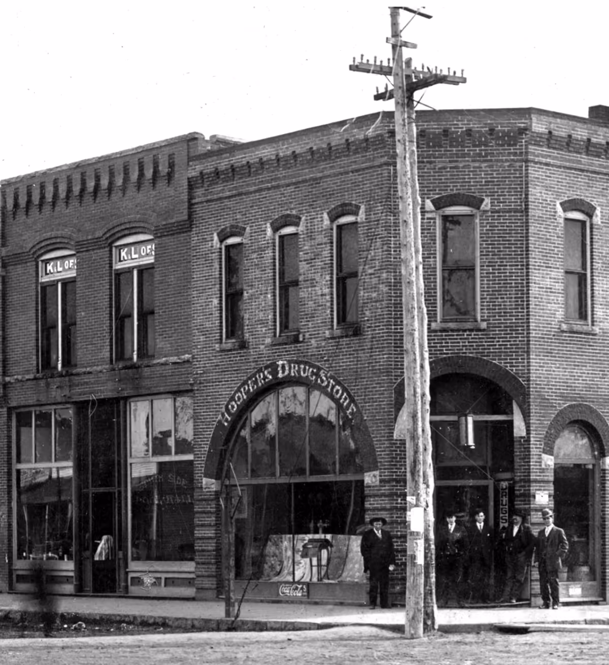 Hooper's Drug where Theresa Tyler practiced dentistry