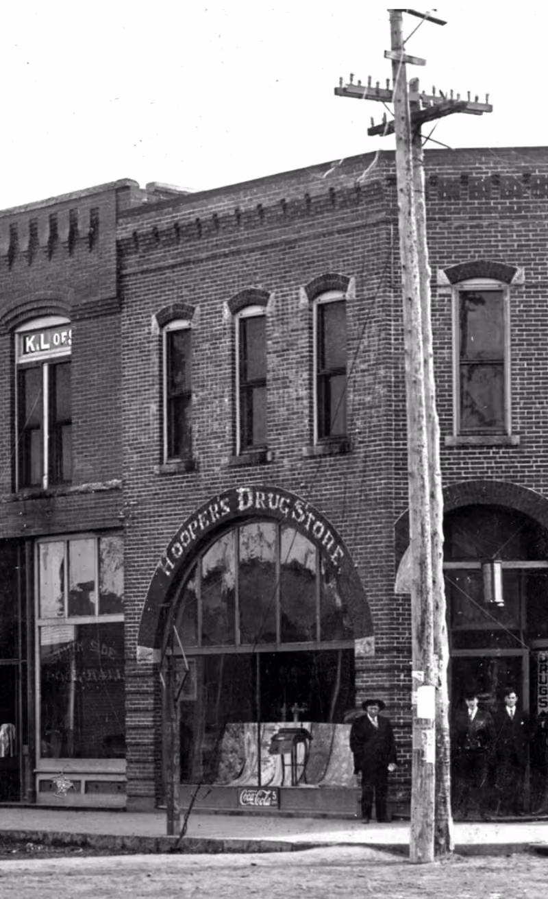 Hooper's Drug where Theresa Tyler practiced dentistry
