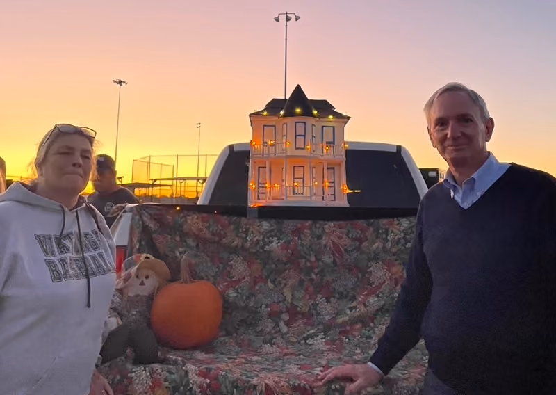Community “Trunk or Treat”